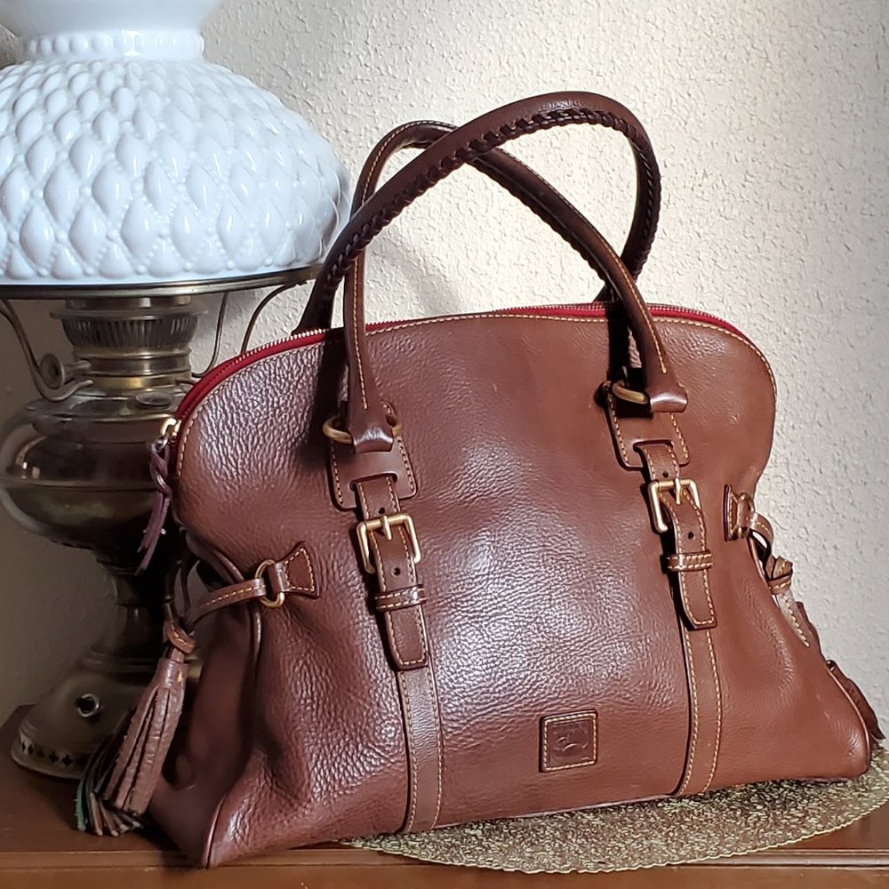 D&B Domed Buckle Satchel in Chestnut